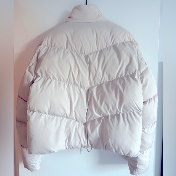 Cream puffer jacket - Picture 2 of 3